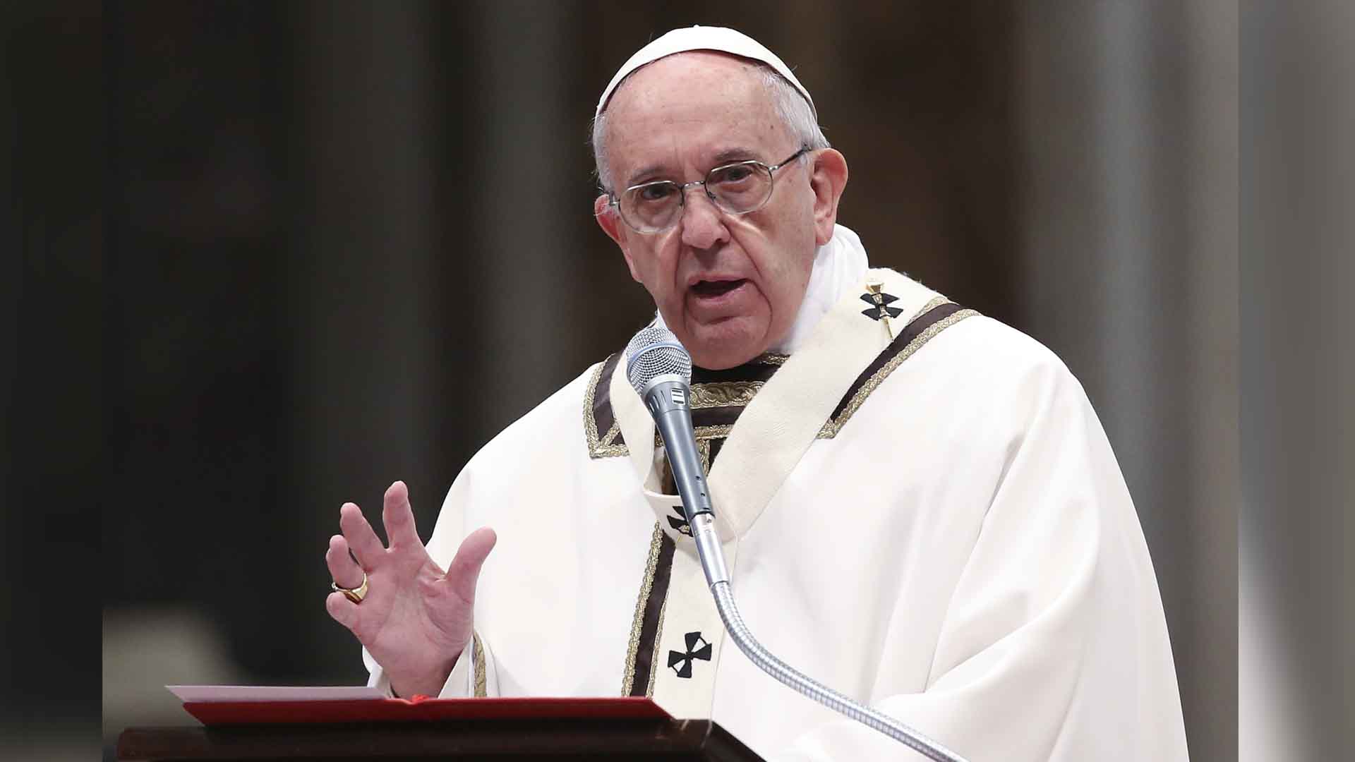 Papa Françesku dënon “ringjalljen barbare” të anti-semitizmit