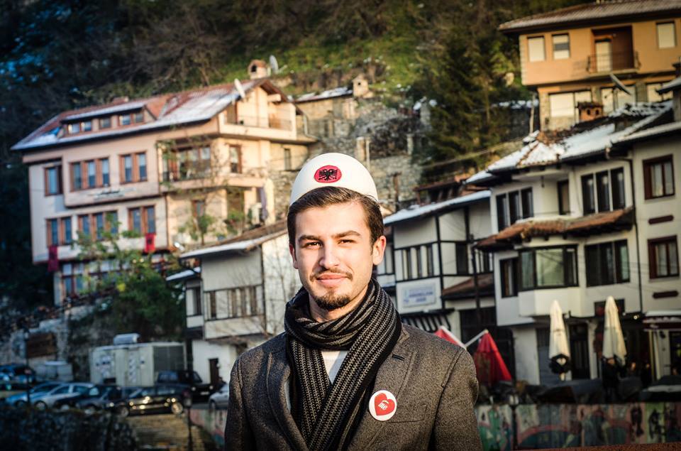 Ishi i LDK-së i kërkon përgjegjësi Myftiut Tërnava: Pse hesht kur kosovarja u bë burrë nga grua?