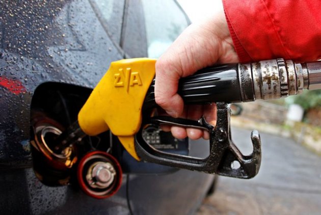Çmimet e derivateve për 48 orët e ardhshme: Nafta 1.83 cent e benzina 1.76