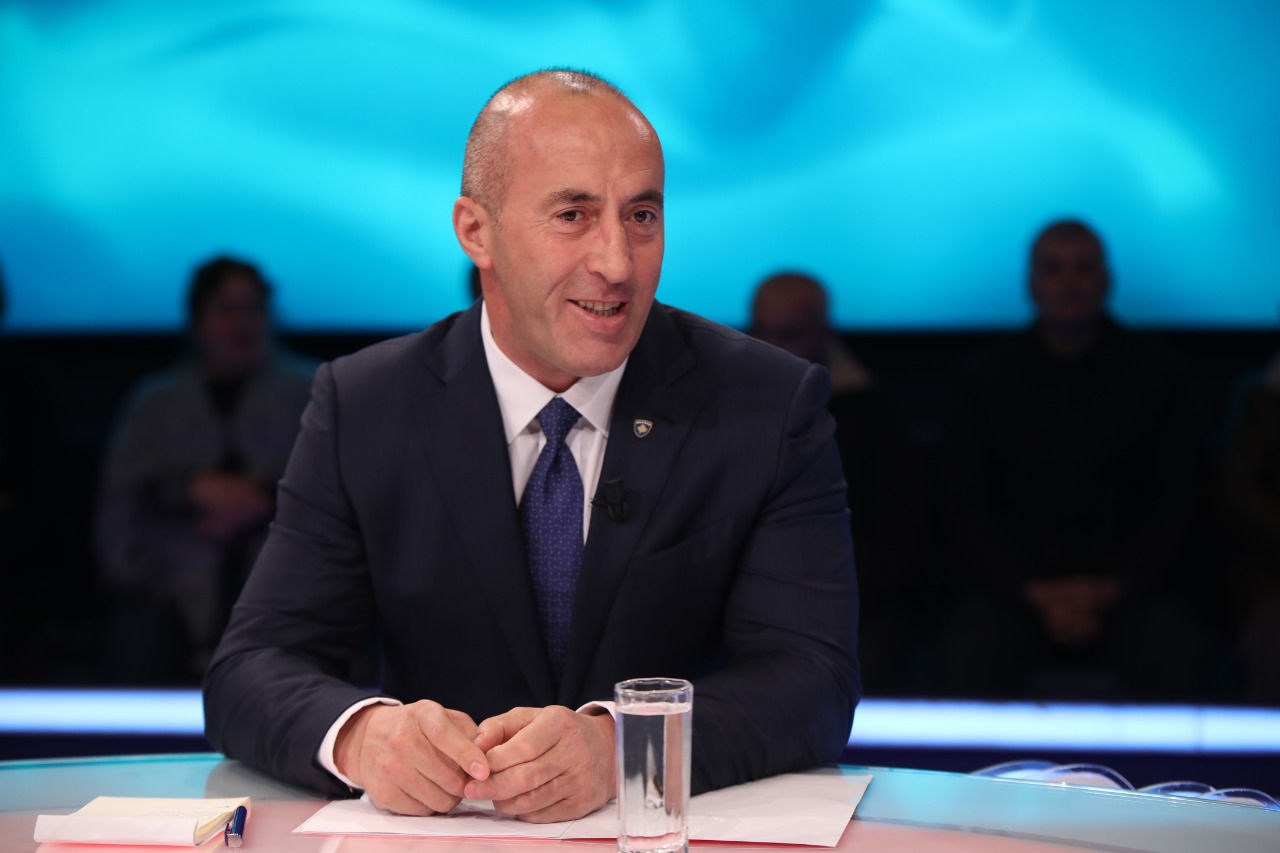 Haradinaj nuk e përfill kërkesën e Grenell: Taksa hiqet vetëm kur Serbia të njohë Kosovën