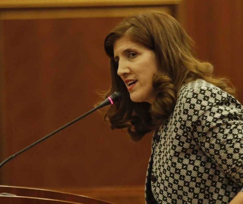 Musliu pasi Osmani shpërndau Kuvendin  Ju kallë bishti dhelprës