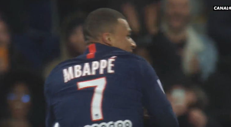 PSG nuk po dinë të ndalen, shënon Mbappe