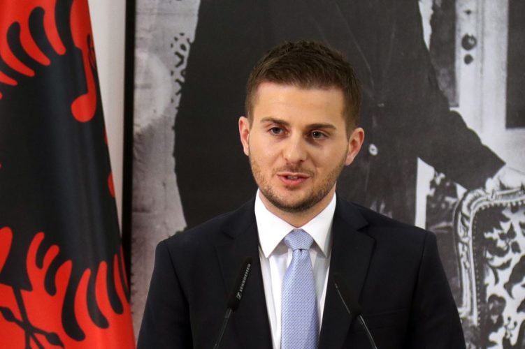 Ministri Gent Cakaj viziton Kosovën