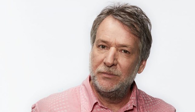 Vdes prezantuesi Pete Mitchell