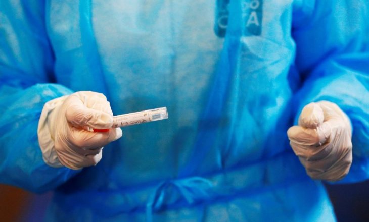 Konfirmohen edhe 30 raste të reja me koronavirus në Maqedoni