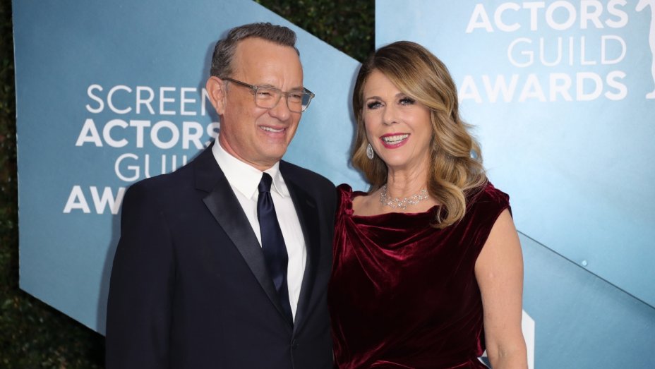 Tom Hanks flet për gjendjen shëndetësore, dy javë pas simptomave të para me koronavirus