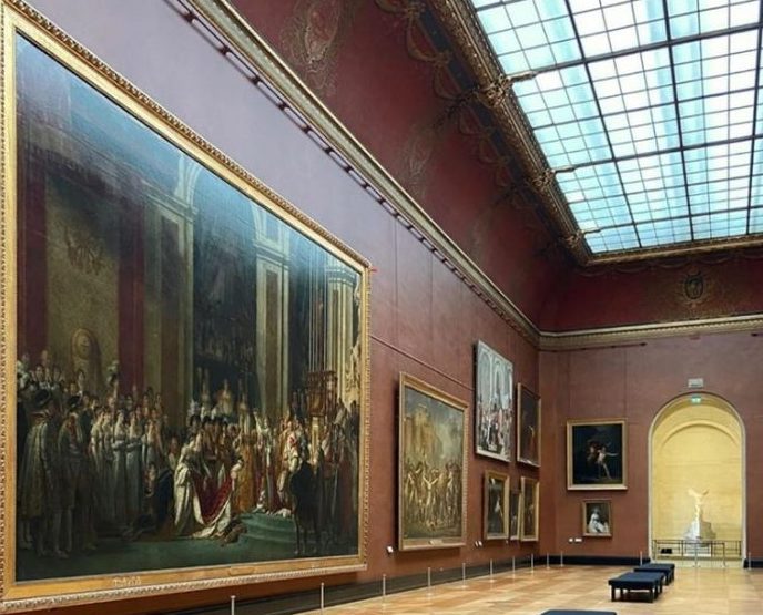 Muzeu i Louvre në Paris, tashmë mund të vizitohet virtualisht