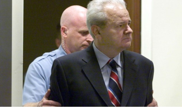 Dita kur gjykata konfirmon padinë kundër Slobodan Milosheviqit