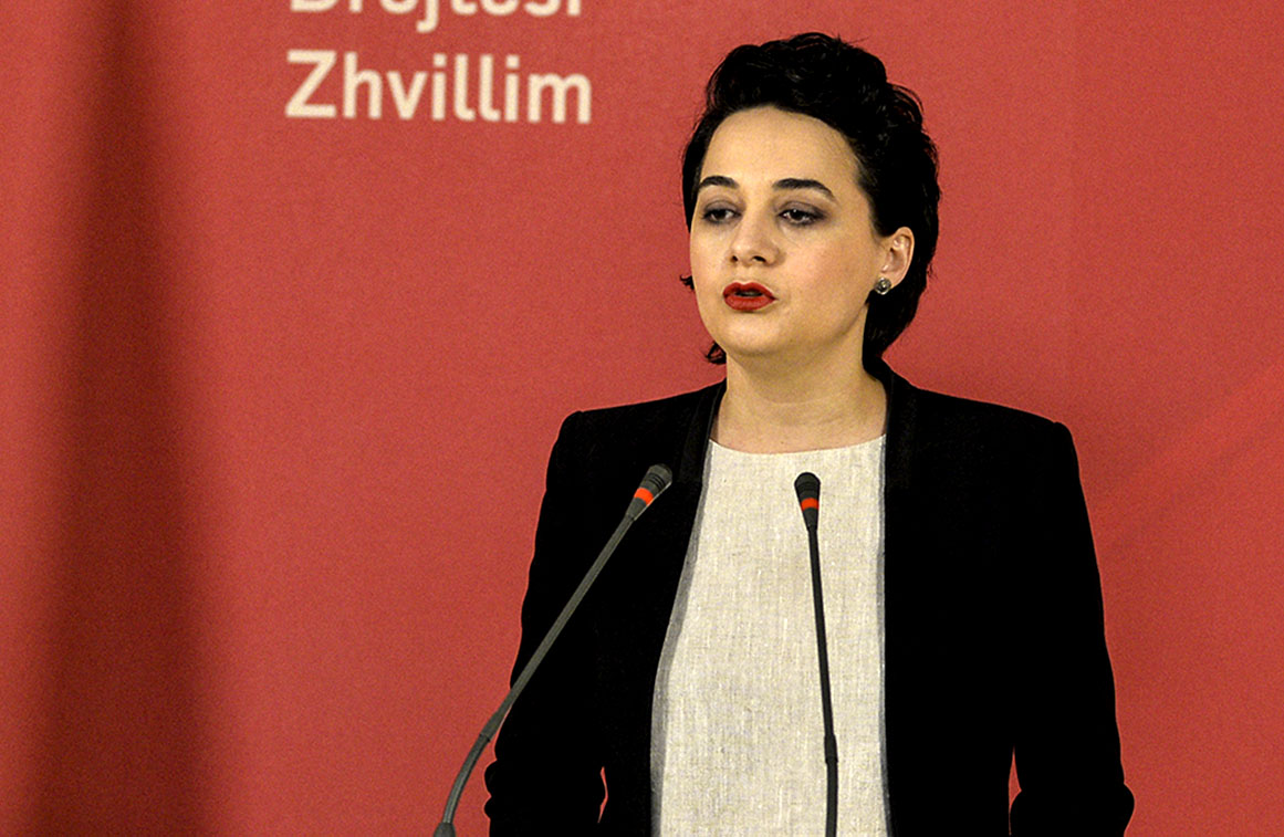 Flet daja i Fitore Pacollit: E kam mbesë – kam konkuru tri herë, tash i mora mijëra euro