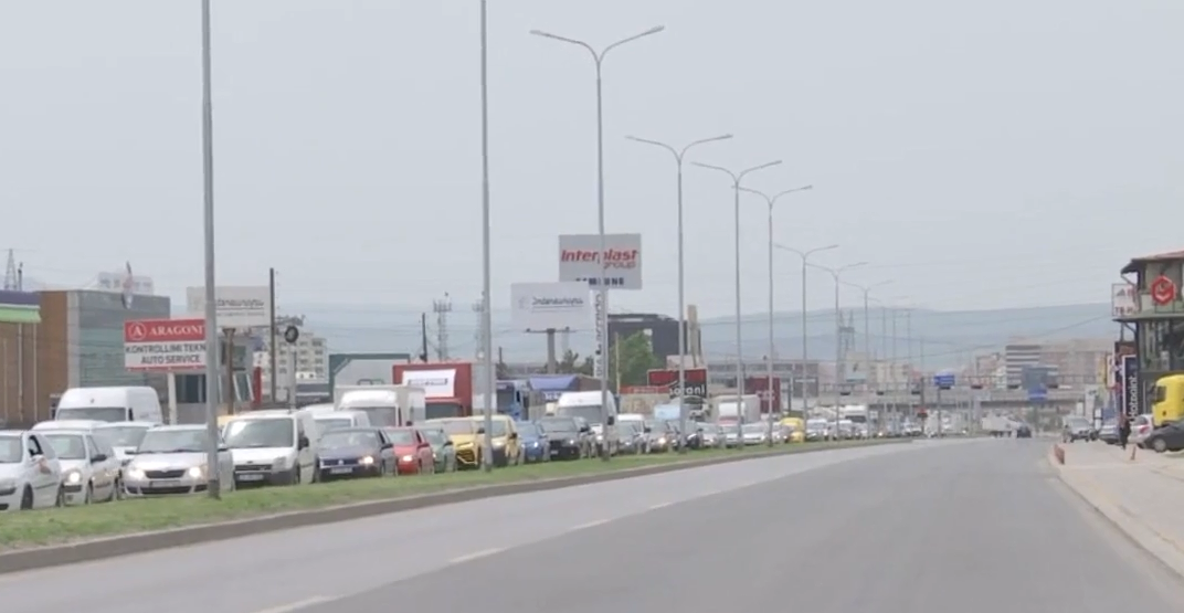 Policia flet mbi dyshimet për mjetin shpërthyes tek Kazerma ”Adem Jashari”