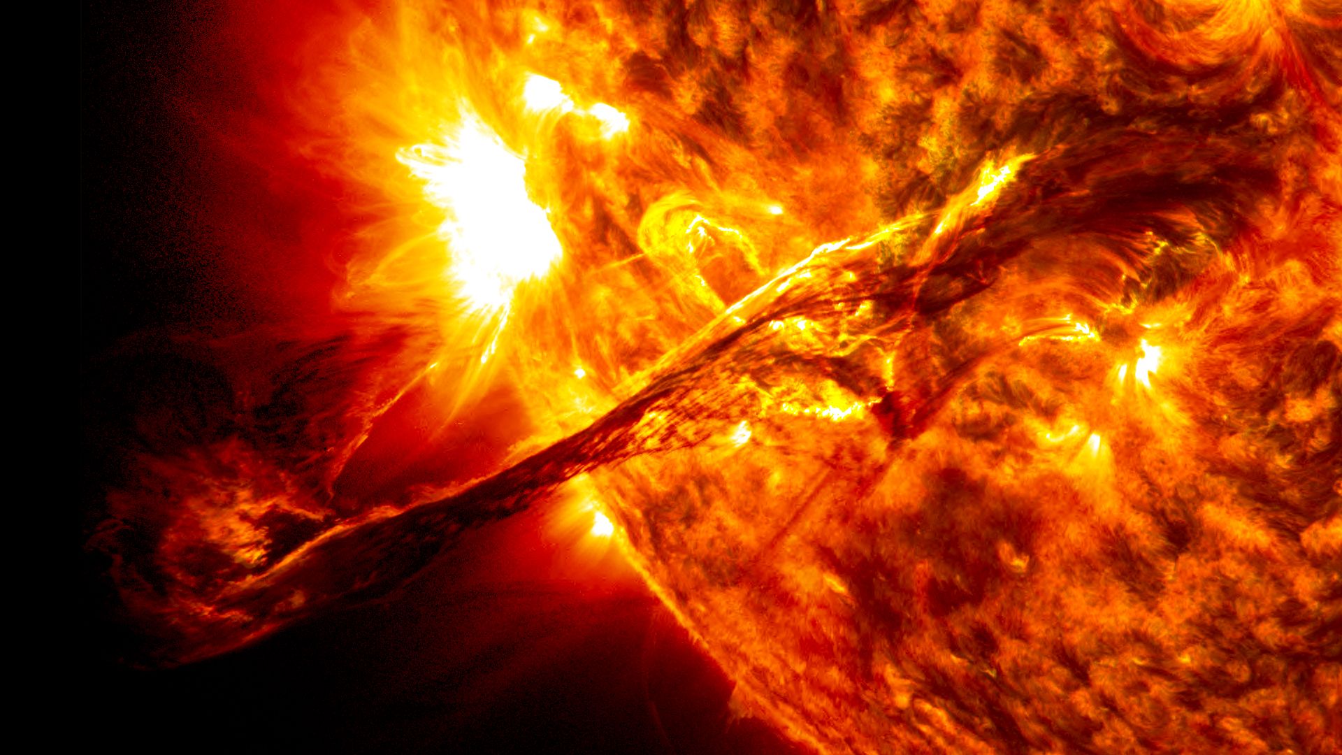 NASA: Sapo ka ndodhur një shpërthim solar, dhe ky mund të jetë veç fillimi
