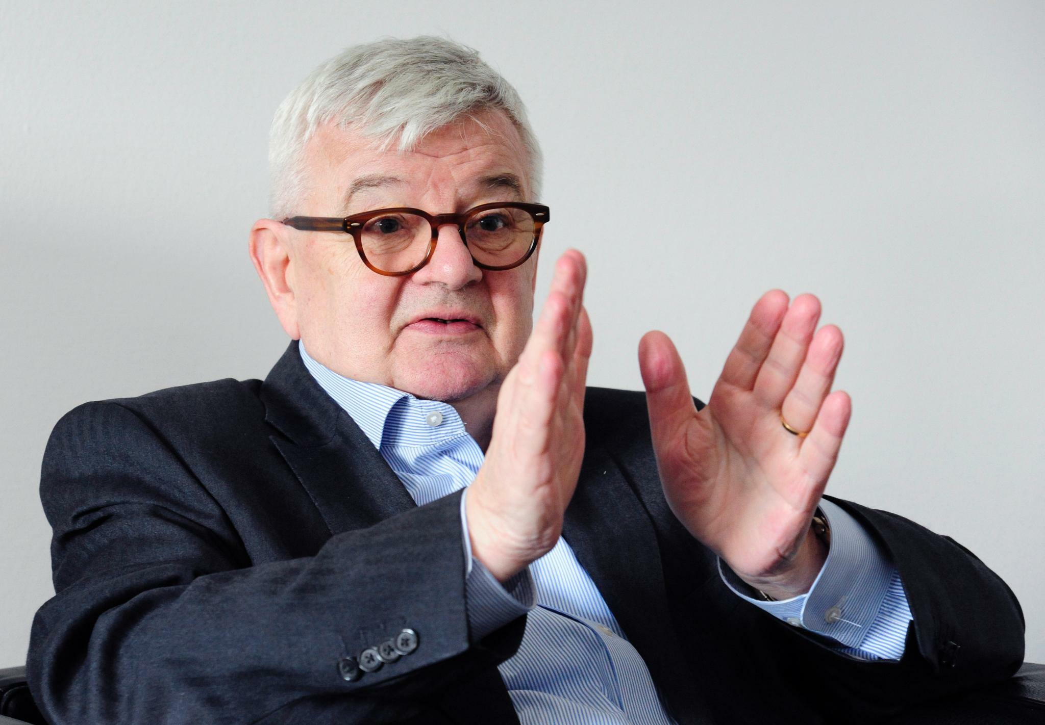 Joschka Fischer: UÇK-ja, instrument i politikës amerikane