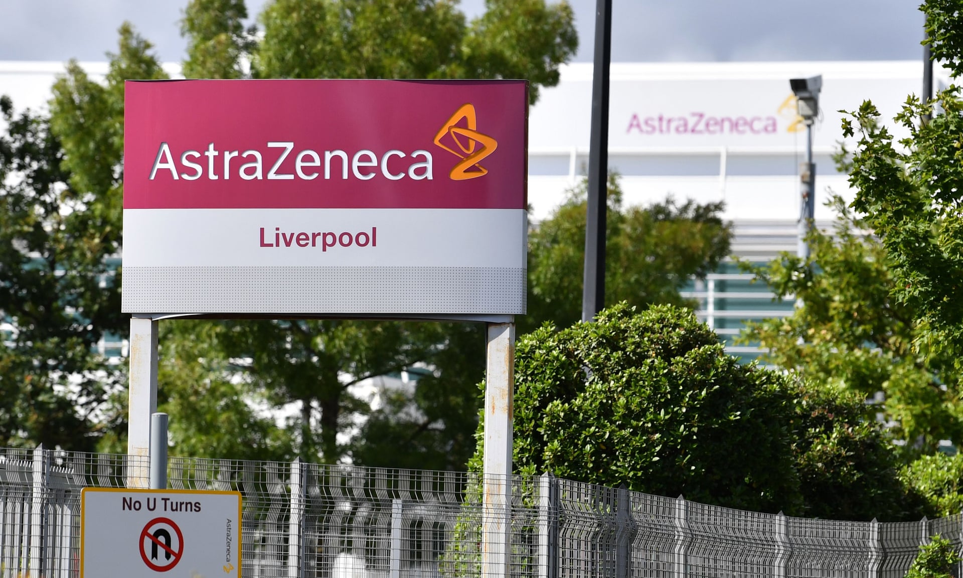 Trajtimi për kancer: Kompania AstraZeneca nënshkruan marrëveshje 4,7 miliardëshe