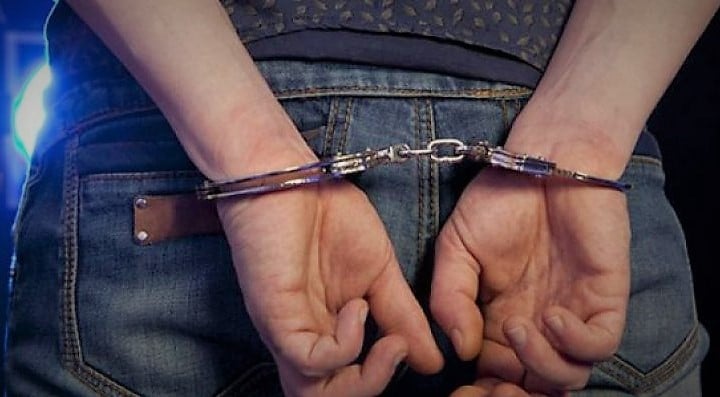 Trafikim me të mitur në Tiranë, arrestohet 33-vjeçarja