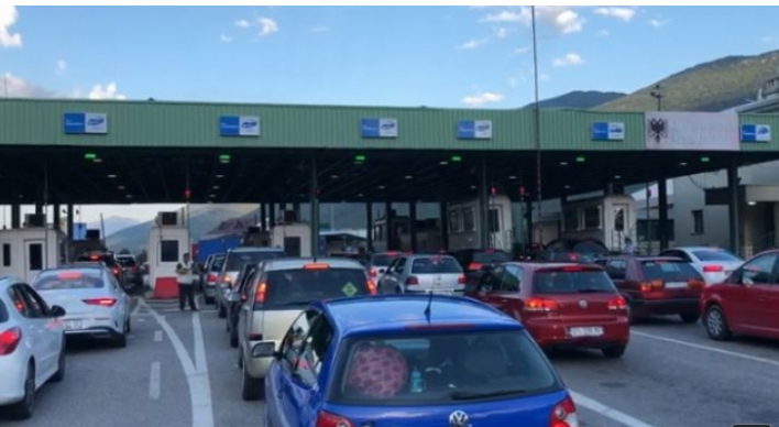 Sot 6000 kosovarë deri më tani kaluan pikën kufitare të Morinës