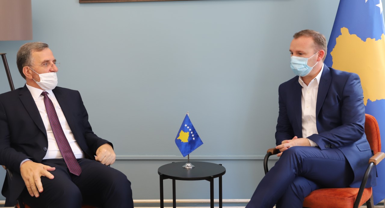 Ministri Zemaj dhe Kryetari i BIK-ut, Myftiun Tërnava flasin për pandeminë