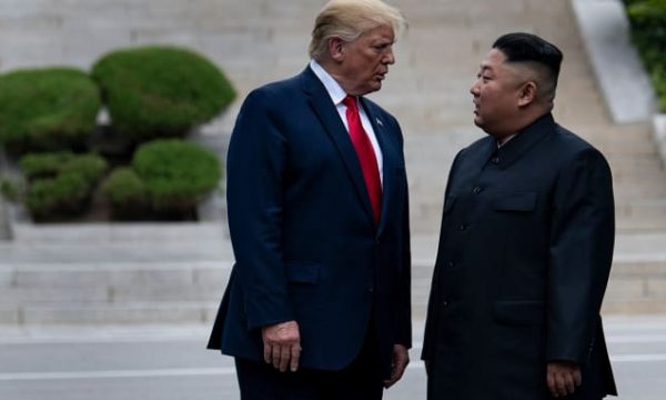 Koreja e Veriut thotë se nuk e ka në plan rifillimin e negociatave bërthamore me Amerikën