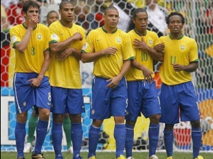 Kur gjigantët e Brazilit u mposhtën nga Franca në Kupën e Botës të vitit 2006