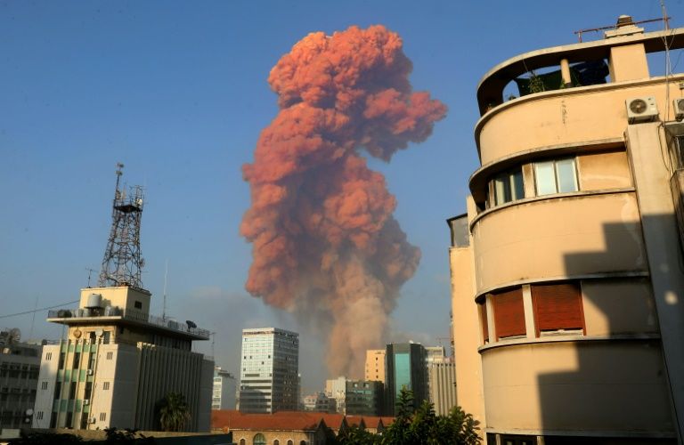 Shpërthimi në Bejrut raportohet se ndodhi në një fabrikë të fishekzjarrëve (Video)