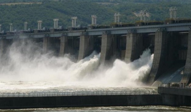 Kryesia e Kuvendit vendos për formimin e komisionit hetimor për leje të hidrocentraleve