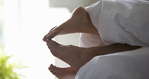 ​Sa zgjat orgazma te një grua dhe sa te një burrë?