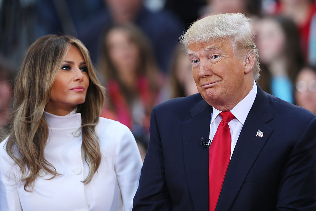 Melania Trump i çon letër Putinit, atë ia dorëzoi vetë Donald Trump – Çka shkroi në të?