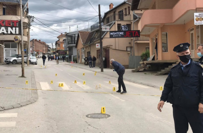 Të shtëna armësh në Prishtinë, shkrepen 20 plumba në rrugën “Isa Kastrati”