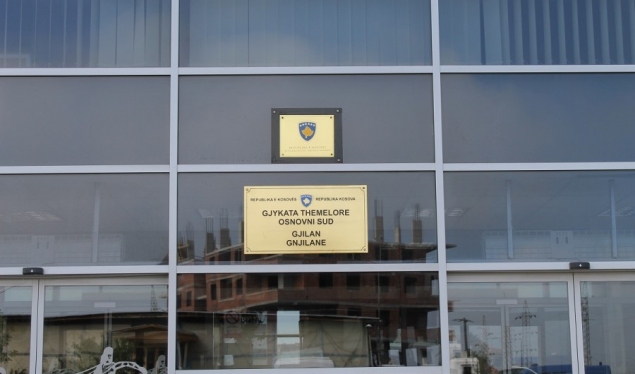Një muaj paraburgim ndaj dy të dyshuarve për dhunimin e 15-vjeçares në Gjilan