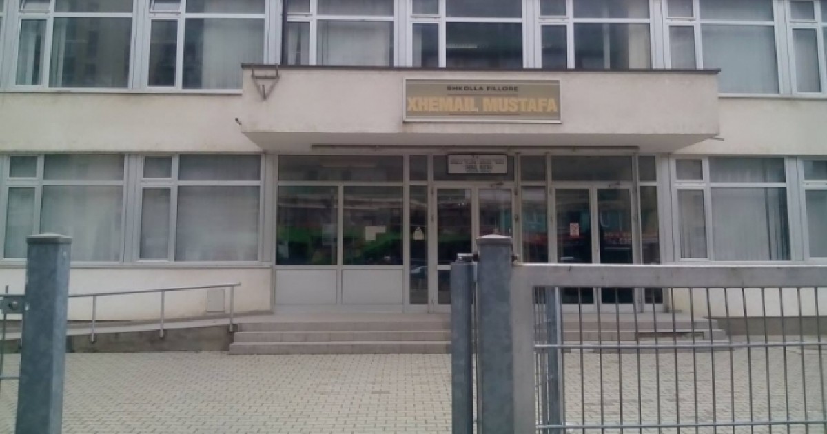 Shkolla “Xhemajl Mustafa” në Prishtinë mbyllet për shkak të COVID-19