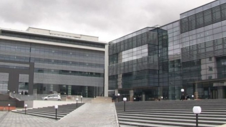 Kushtet alarmante në Pallatin e Drejtësisë, një punonjës alivanoset