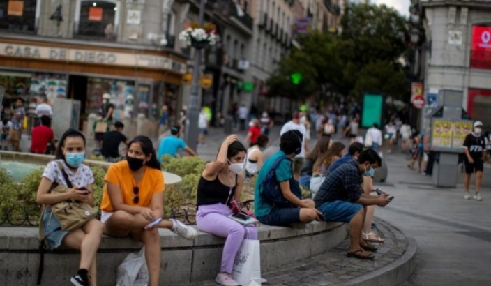 Pas bllokimit, Madridi vendos shtetrrethimin e natës