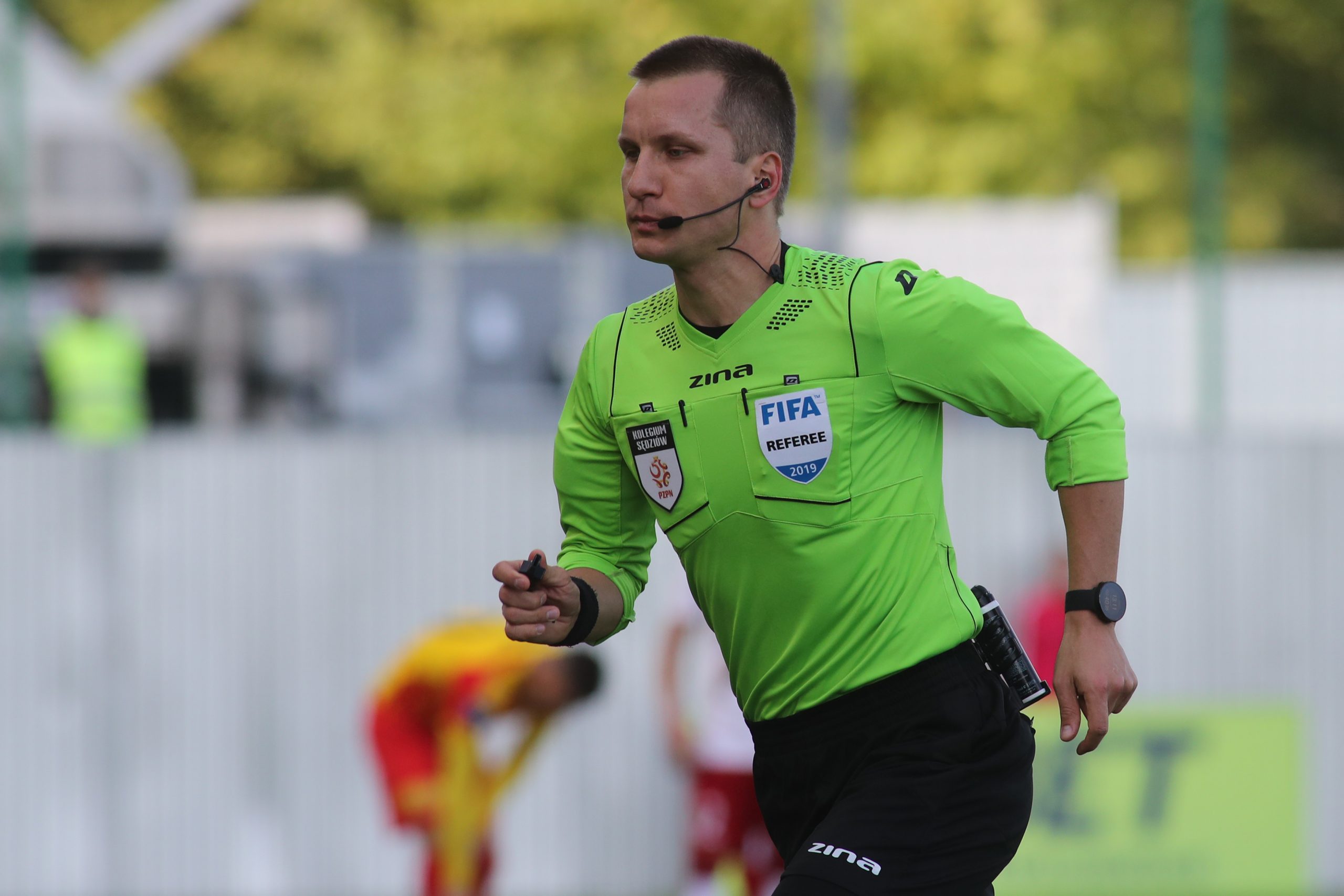 Gjyqtarët polakë ndajnë drejtësinë në ndeshjen Slloveni-Kosovë