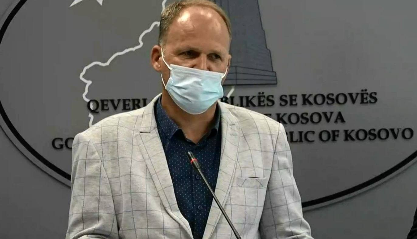 INTERVISTË: Drejtori Krasniqi tregon për masat e fundvitit, oksigjenin, dhe vaksinat anti-Covid në Kosovë