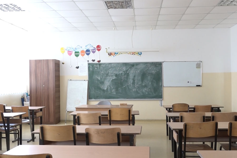SBASHK-u i gatshëm për fillimin e mësimit më 13 shtator, por vendimi i mbetet Qeverisë