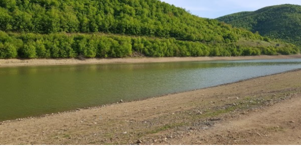 ​Turbullohet uji në Liqenin e Badocit, reduktime në Prishtinë, Fushë Kosovë e Obiliq