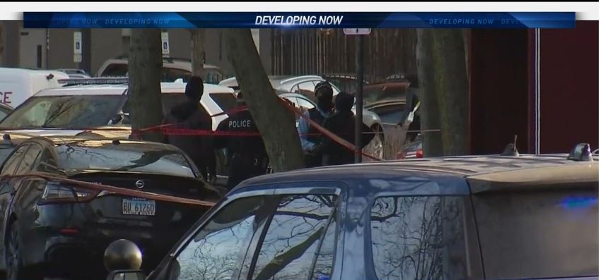 Të shtëna me armë në Chicago, vriten tre persona, plagosen disa të tjerë