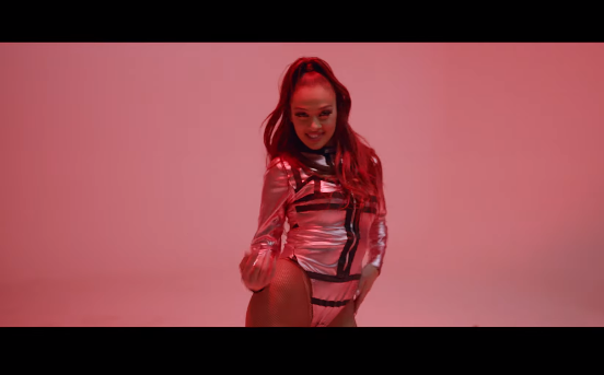 Melisa publikon këngën “U kry”, shfaqet joshëse në videoklip