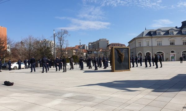 Duan shtesa në paga: Protestë nga pjesëtarët e Shërbimit Korrektues të Kosovës