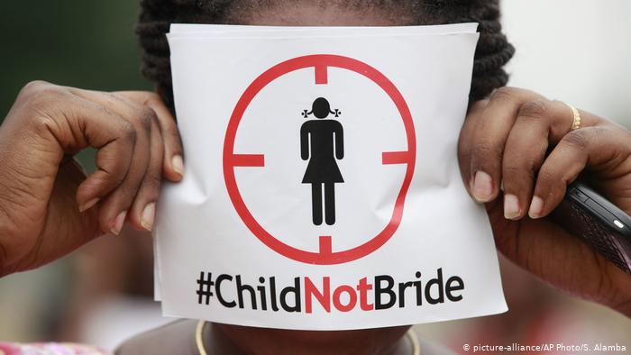 UNICEF-i jep alarmin: Pandemia Covid-19 po shton martesat e të miturave