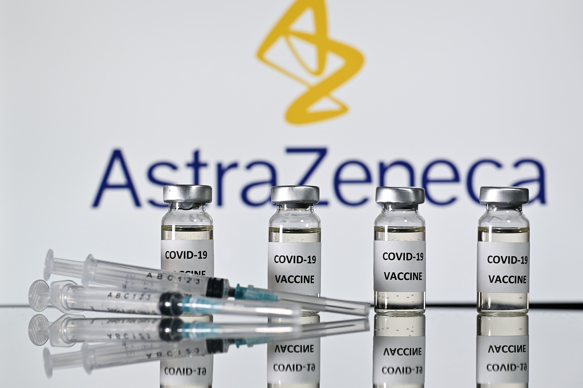 AstraZeneca pranoi se vaksinat e saj kanë shkaktuar efektin e rëndë anësor: MSh në Kosovë tregon a ka raste