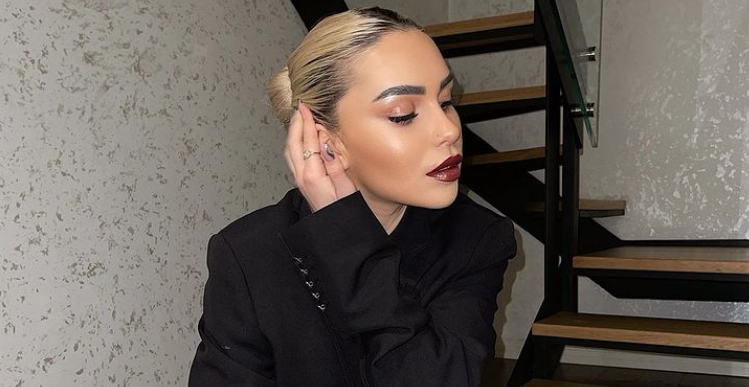 Kida pozon pa reçipeta në setin e ri fotografik