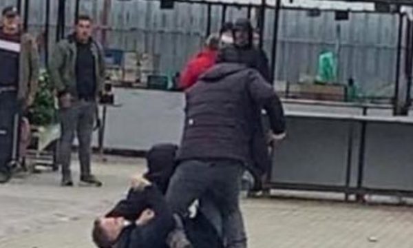 Del edhe videoja ku gjuhen me armë në incidentin në Mitrovicë