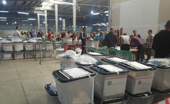 Zgjedhjet lokale: Numërimi i votave kalon në Prishtinë