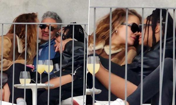 Del video ku shihet Rita Ora duke u puthur me regjisorin dhe aktoren e njohur