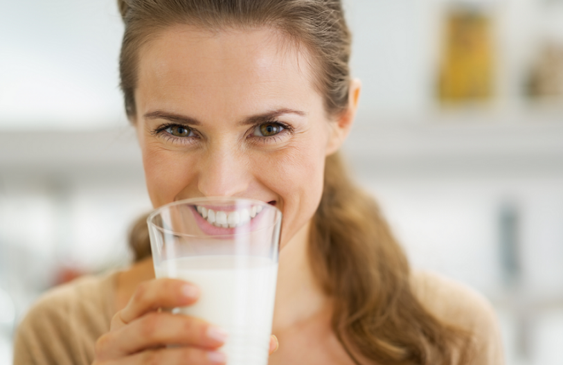 ​Një gotë qumësht në ditë zvogëlon rrezikun e sëmundjeve të zemrës