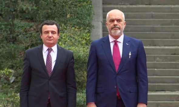 A do të futet Edi Rama me PS në zgjedhjet e Kosovës, ashtu siç garoi Albini me VV në Shqipëri?
