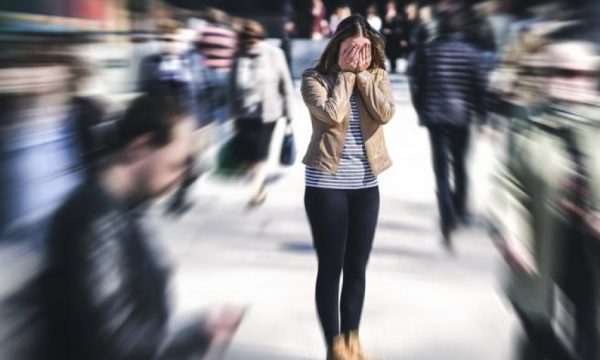 E frikshme, adoleshentët po përjetojnë ankth dhe kjo mund të jetë arsyeja