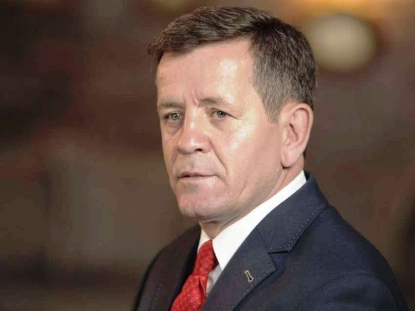 Mustafa i reagon Kurtit për pagën minimale  Padrejtësi  pse veteranët e UÇK së mbetet jashtë kësaj të drejte 