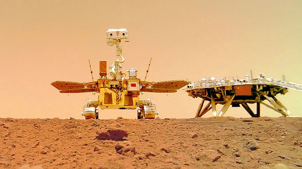 Kina dërgoi robotin në Mars për të marrë pamje nga planeti i kuq, ai bën “selfie”