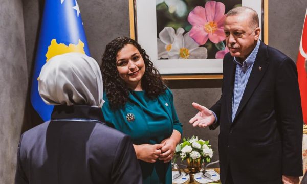 Osmani takon Erdoganin, thotë se pati takim shumë përmbajtësor me të